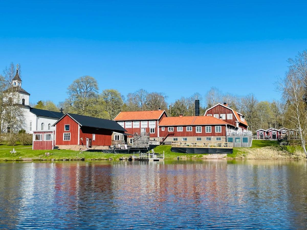 Trehoerna Hotell & Konferens Trehorna Exterior photo